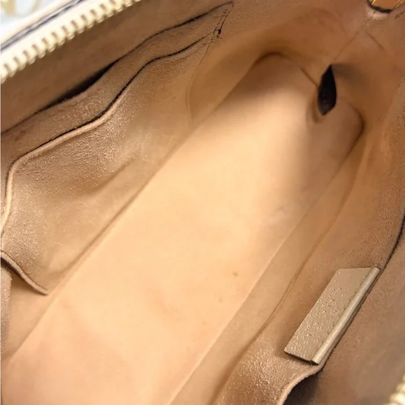 Stunning Gucci Dome Crossbody - Picture 15 of 16